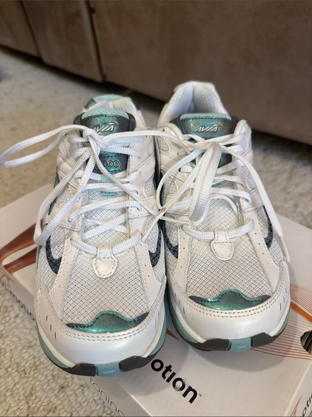 NWT Avia Toning Sneakers